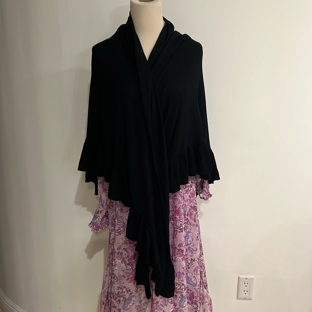 Harrison Morgan Black Lightweight Ruffled Wrap.   O/S
